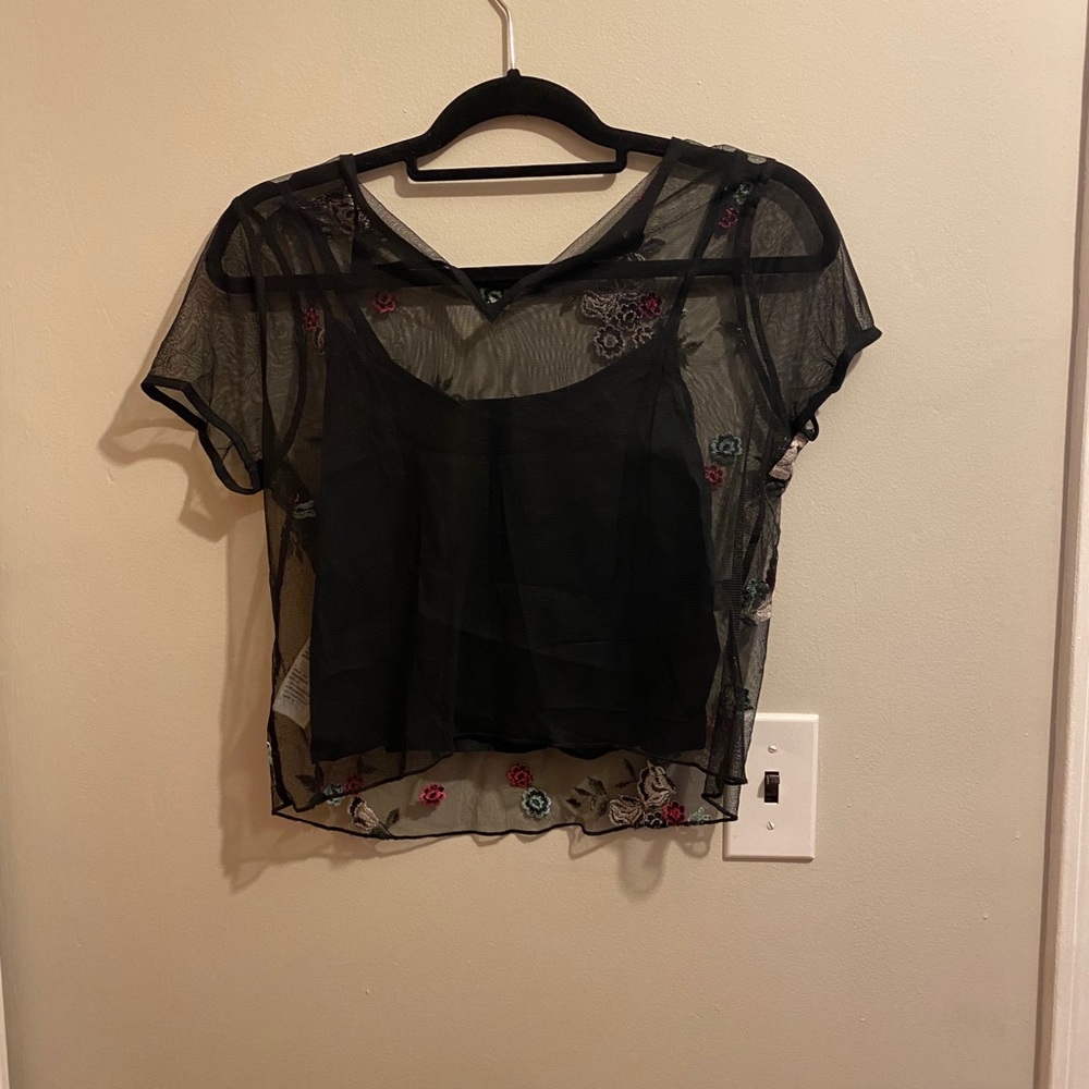 Hollister Cropped Blouse